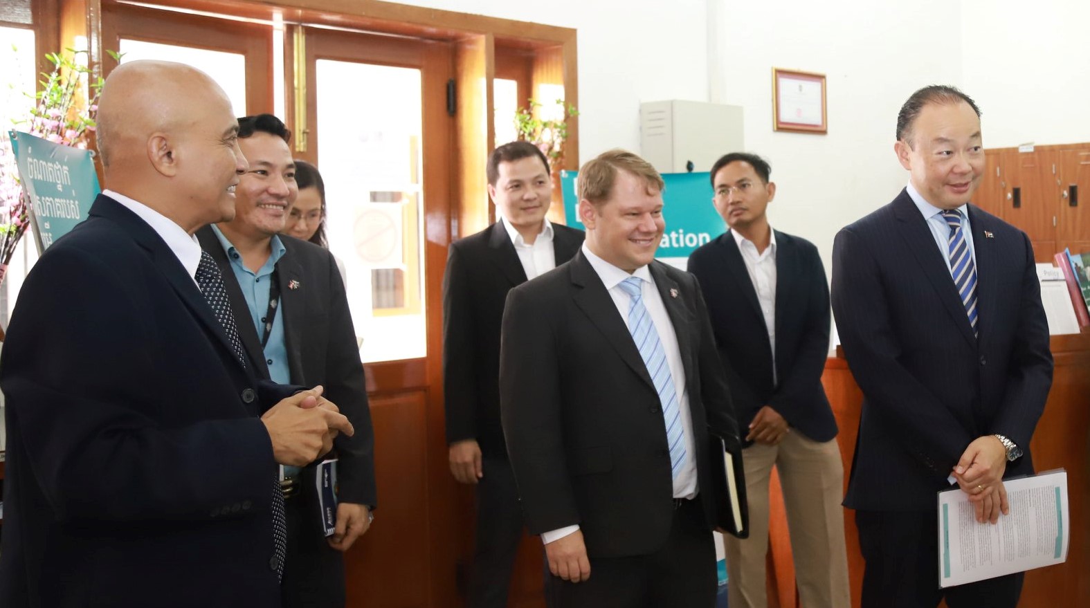 A Visit by HE Pablo Kang, Australian Ambassador