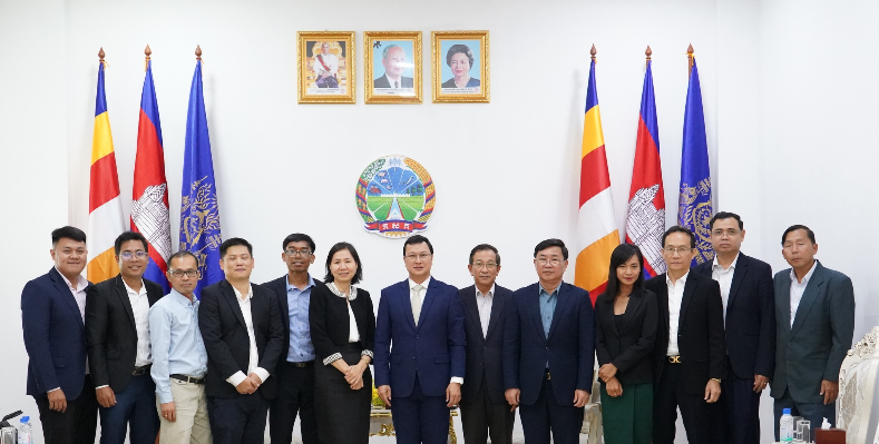 Meetig with Minister of Ministry of Agriculture, Forestry and Fisheries
